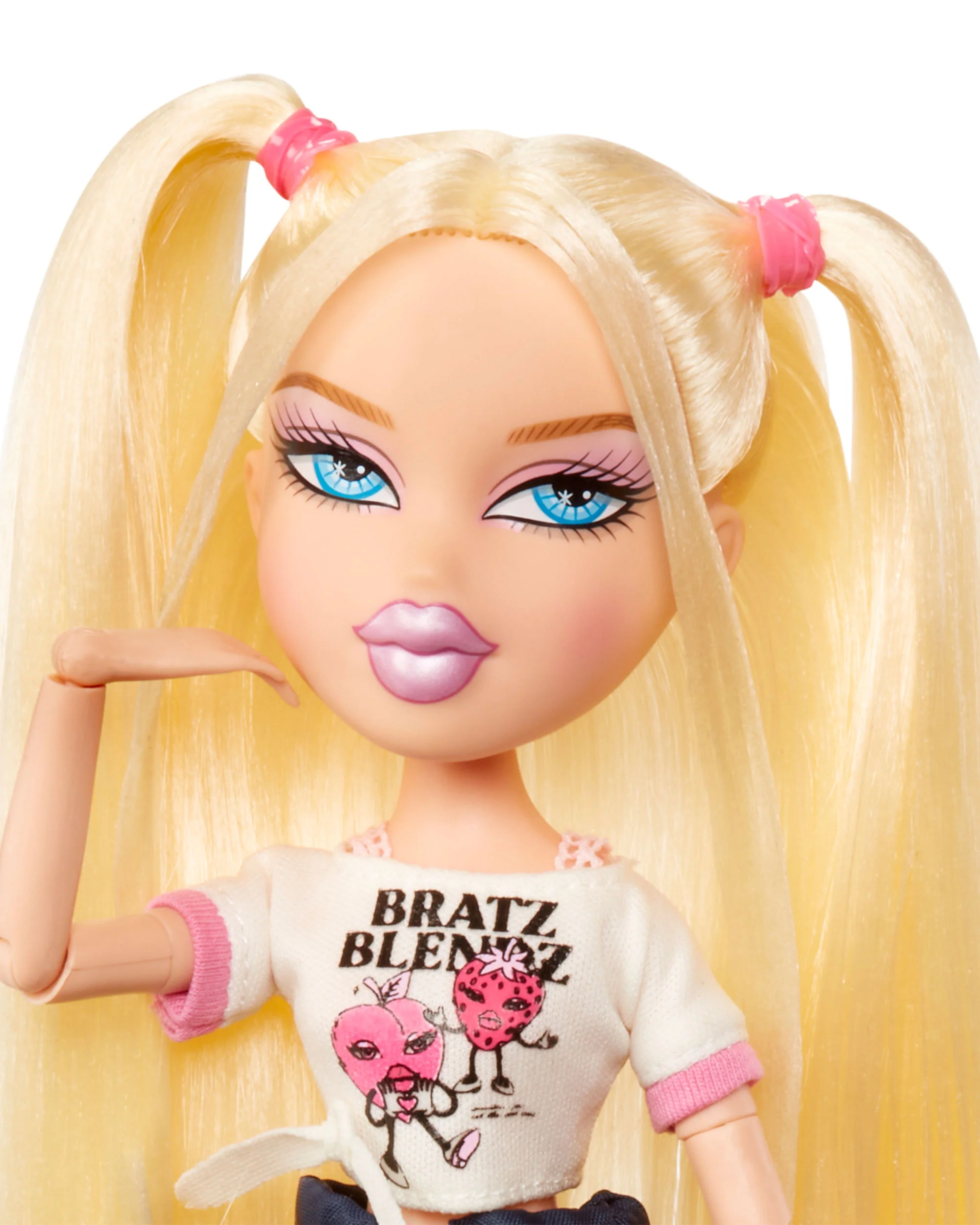 Bratz Stylin' Doll - Cloe - Image 7